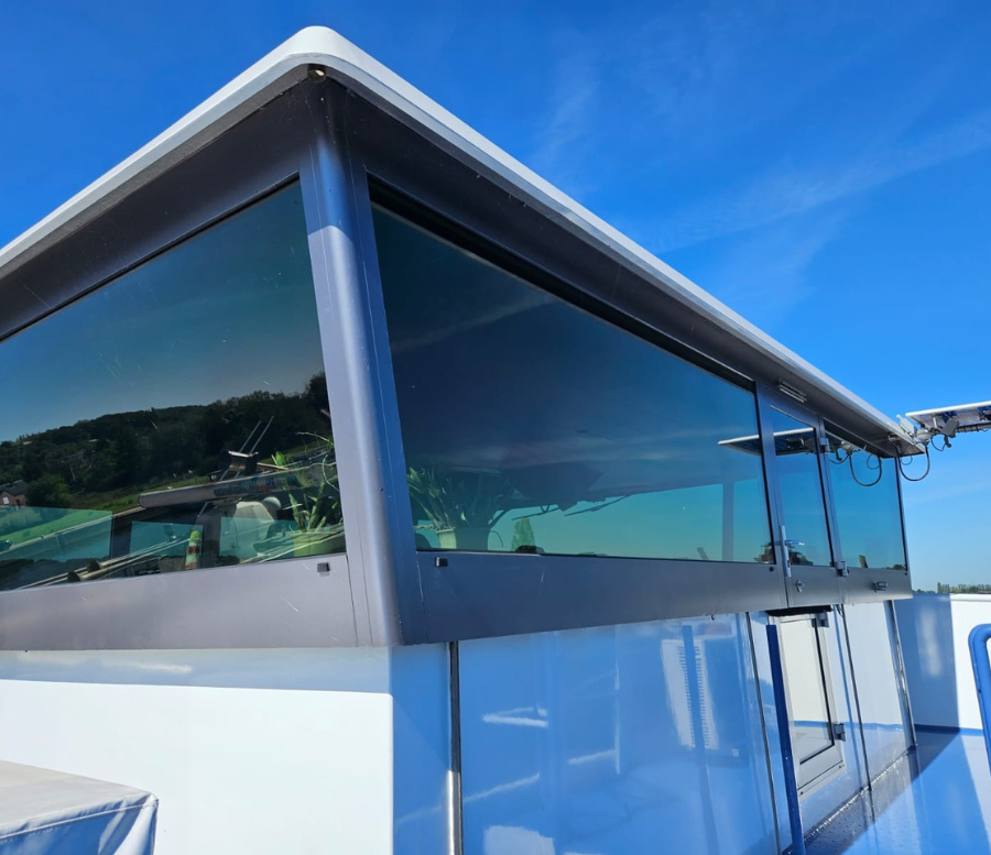 GenVue Shade adaptive glass in a modern interior